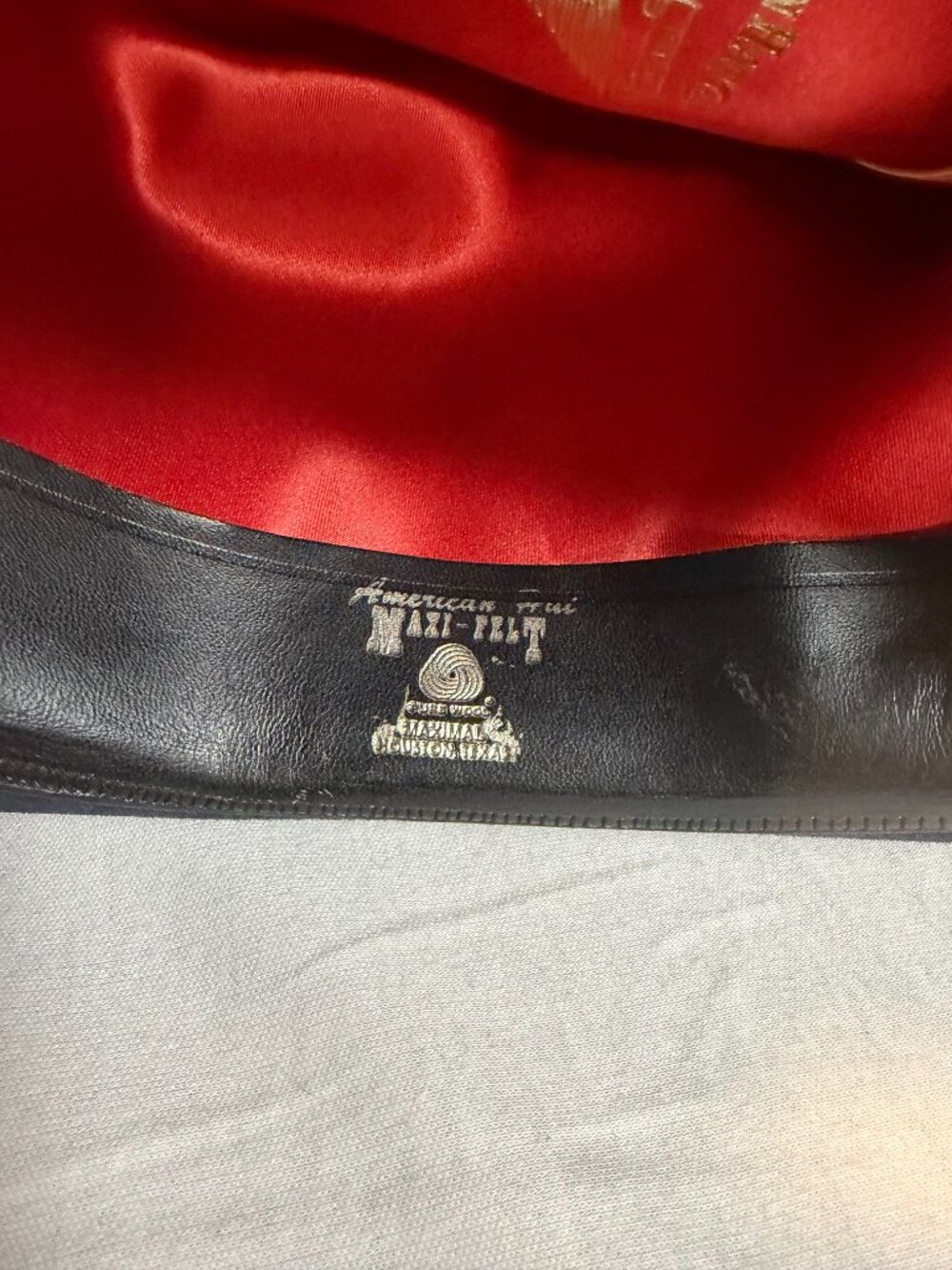 Vintage American Hat Co Felt Cowboy Hat 7 3/8 Feather Band Western USA - Picture 8 of 10
